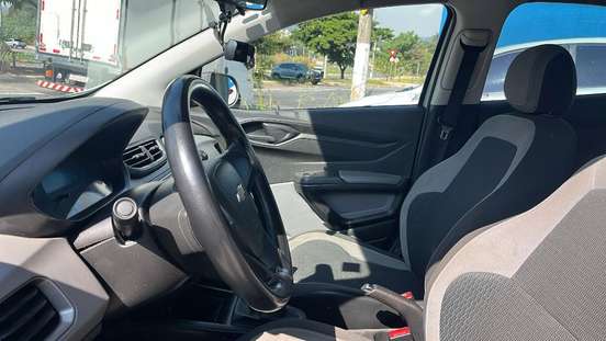 CHEVROLET-ONIX-1.0 MPFI LS 8V FLEX 4P MANUAL CHEVROLET-ONIX-2015