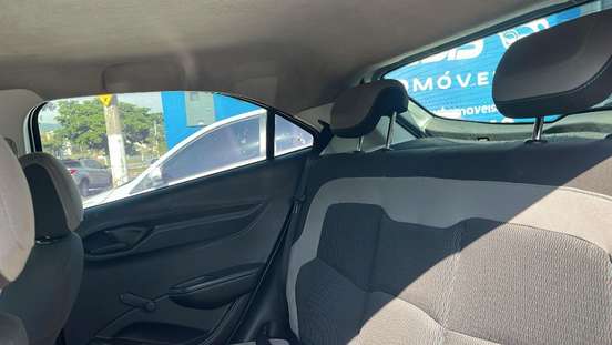 CHEVROLET-ONIX-1.0 MPFI LS 8V FLEX 4P MANUAL CHEVROLET-ONIX-2015