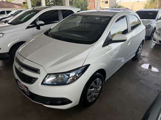 CHEVROLET-ONIX-2016