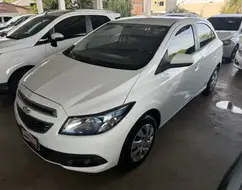 CHEVROLET ONIX 1.0 MPFI LT 8V FLEX 4P MANUAL CHEVROLET ONIX 1.0 MPFI LT 8V FLEX 4P MANUAL