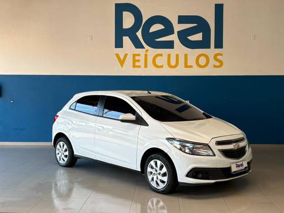 CHEVROLET ONIX 1.4 MPFI LT 8V FLEX 4P AUTOMÁTICO