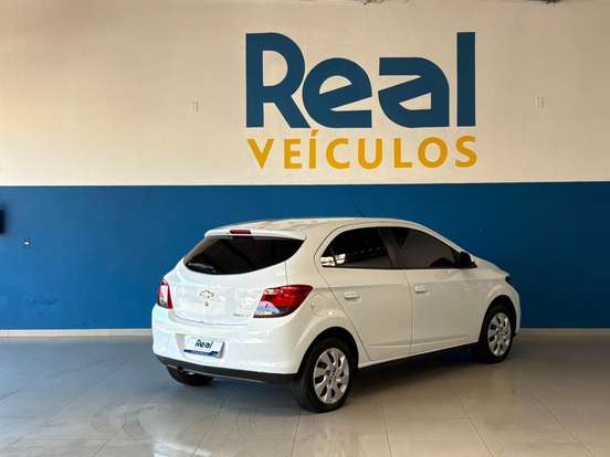 CHEVROLET-ONIX-2014