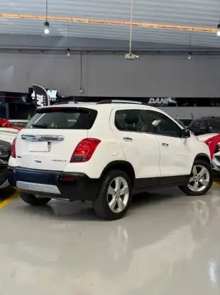 CHEVROLET-TRACKER-2014