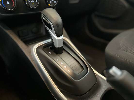 CHEVROLET-TRACKER-2022