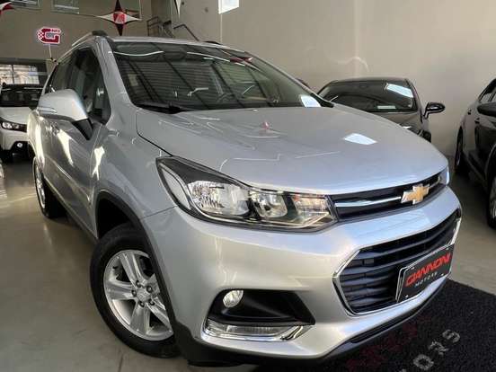 CHEVROLET-TRACKER-2017