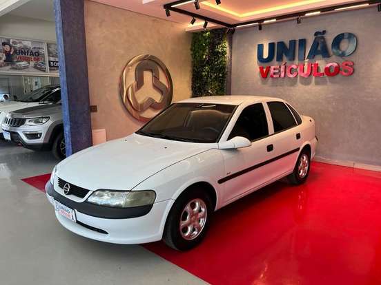 CHEVROLET-VECTRA-2.0 MPFI CD 8V GASOLINA 4P MANUAL CHEVROLET-VECTRA-1998