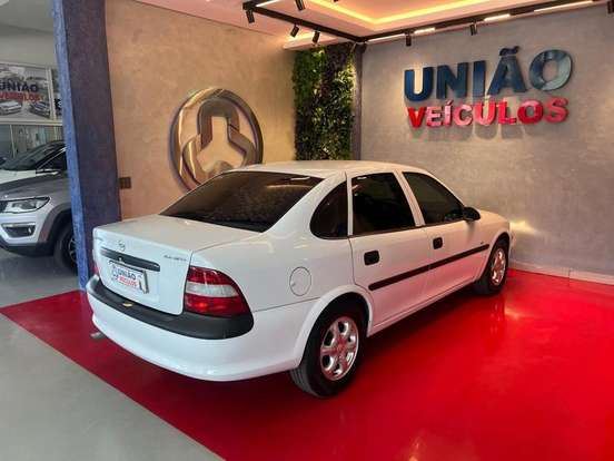 CHEVROLET-VECTRA-2.0 MPFI CD 8V GASOLINA 4P MANUAL CHEVROLET-VECTRA-1998