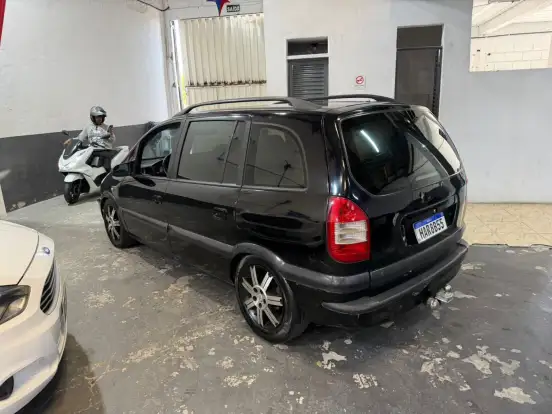 CHEVROLET-ZAFIRA-2004