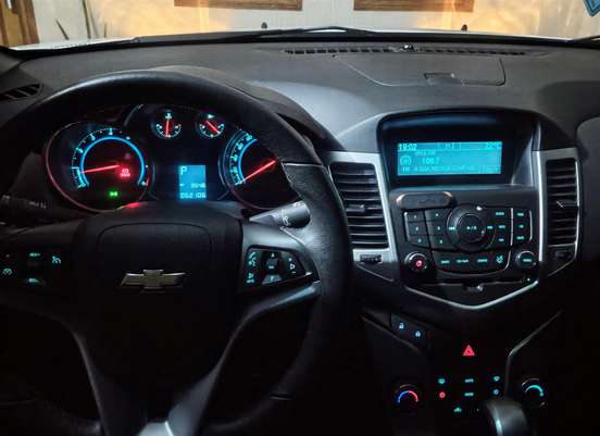 CHEVROLET-CRUZE-2014