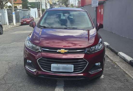 CHEVROLET-TRACKER-2017
