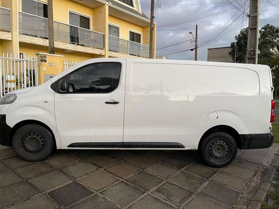 CITROËN-JUMPY-2021