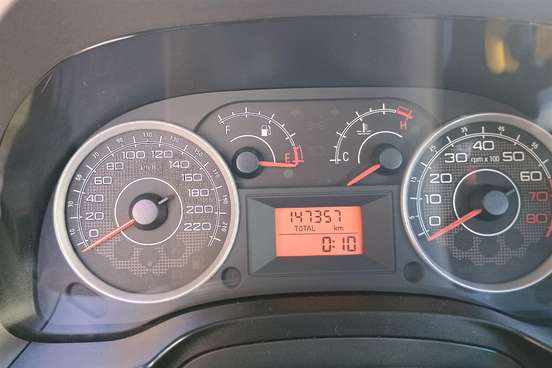 FIAT-IDEA-1.4 MPI ATTRACTIVE 8V FLEX 4P MANUAL FIAT-IDEA-2014