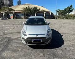 FIAT PUNTO 1.6 ESSENCE 16V FLEX 4P MANUAL FIAT PUNTO 1.6 ESSENCE 16V FLEX 4P MANUAL