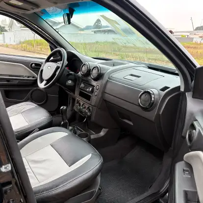 FORD-ECOSPORT-2010