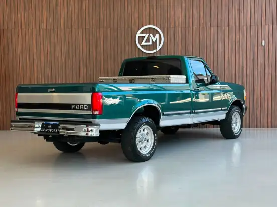 FORD-F-150-5.8 XLT 4X4 CS V8 GASOLINA 2P AUTOMÁTICO FORD-F-150-1996