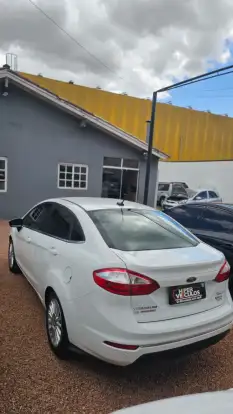 FORD-FIESTA-2015