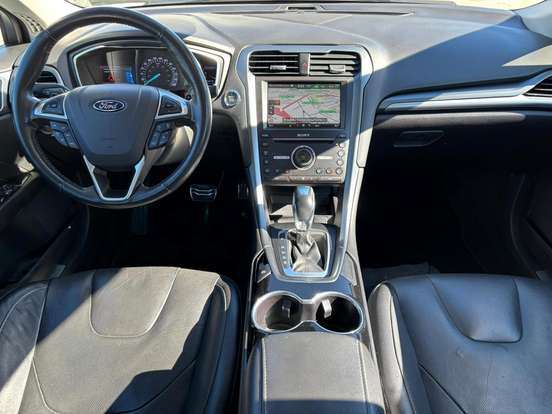 FORD-FUSION-2015