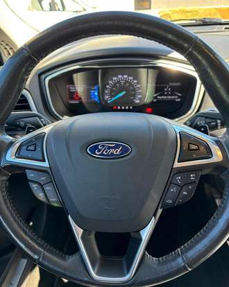 FORD-FUSION-2015