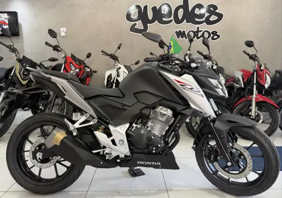 HONDA CB 300F TWISTER CBS HONDA CB 300F TWISTER CBS