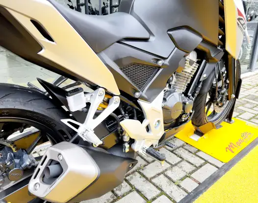 HONDA-CB 300F TWISTER CBS-2025