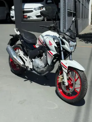 HONDA CB TWISTER HONDA CB TWISTER