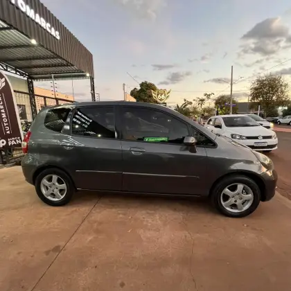 HONDA FIT 1.4 LXL 16V FLEX 4P AUTOMÁTICO HONDA FIT 1.4 LXL 16V FLEX 4P AUTOMÁTICO