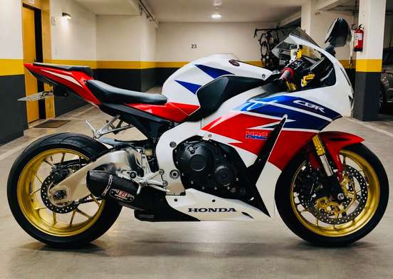 HONDA-CBR 1000RR FIREBLADE HONDA-CBR 1000RR FIREBLADE-2012