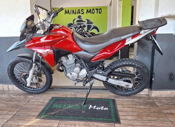 HONDA XRE 300 