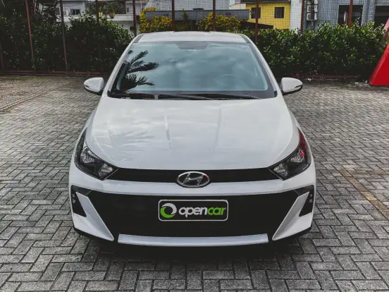 HYUNDAI-HB20-2023