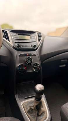 HYUNDAI-HB20-1.0 UNIQUE 12V FLEX 4P MANUAL HYUNDAI-HB20-2019