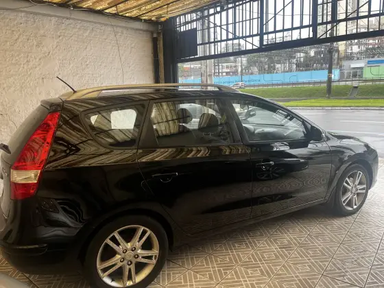 HYUNDAI I30 CW 2.0 MPFI 16V GASOLINA 4P AUTOMÁTICO HYUNDAI I30 CW 2.0 MPFI 16V GASOLINA 4P AUTOMÁTICO