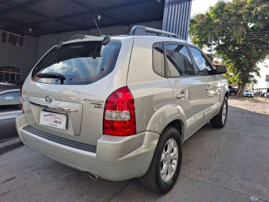HYUNDAI-TUCSON-2013