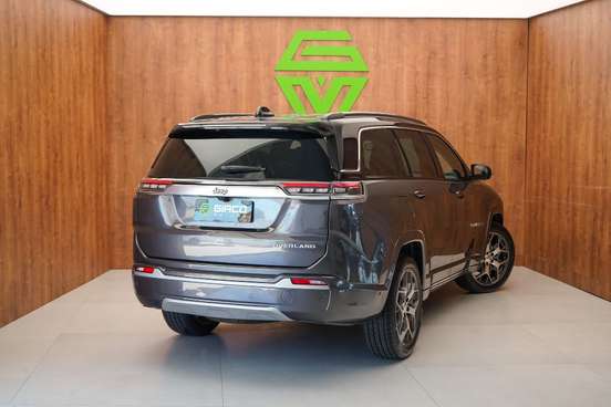 JEEP-COMMANDER-2024