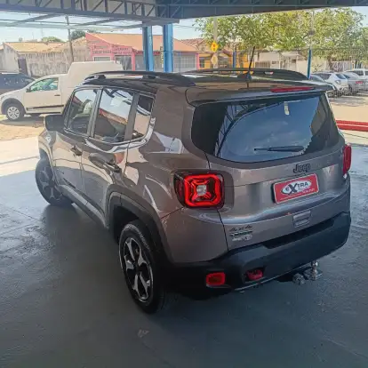JEEP-RENEGADE-2021