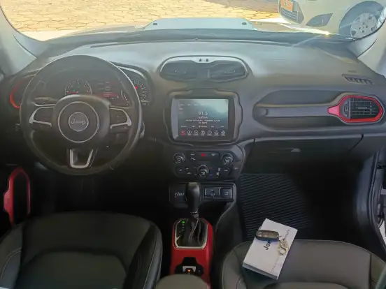 JEEP-RENEGADE-2.0 16V TURBO DIESEL TRAILHAWK 4P 4X4 AUTOMÁTICO JEEP-RENEGADE-2021