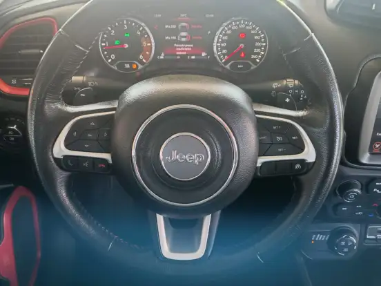 JEEP-RENEGADE-2.0 16V TURBO DIESEL TRAILHAWK 4P 4X4 AUTOMÁTICO JEEP-RENEGADE-2021