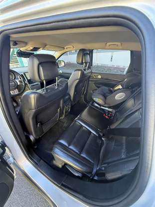 JEEP-GRAND CHEROKEE-2011