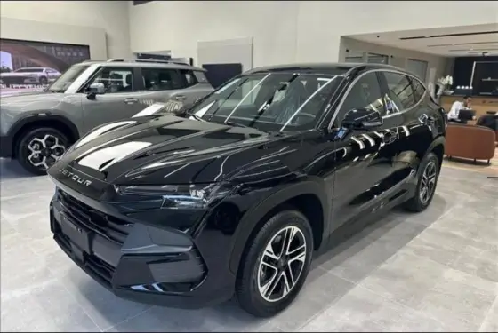 JETOUR S06 1.5 TGDI PHEV ADVANCE DHT JETOUR S06 1.5 TGDI PHEV ADVANCE DHT