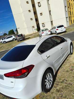 KIA-CERATO-1.6 SX 16V FLEX 4P AUTOMÁTICO KIA-CERATO-2017