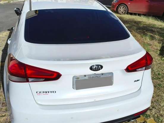 KIA-CERATO-1.6 SX 16V FLEX 4P AUTOMÁTICO KIA-CERATO-2017