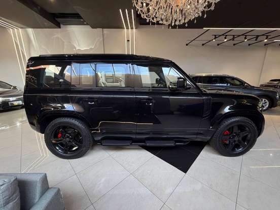 LAND ROVER-DEFENDER-2021