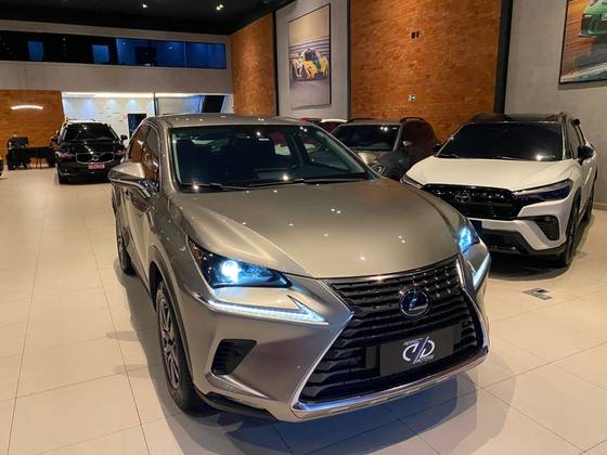 LEXUS NX 300h 2.5 16V VVT-I HYBRID DYNAMIC CVT AWD