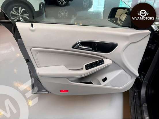 MERCEDES-BENZ-CLA 180-1.6 CGI GASOLINA 7G-DCT MERCEDES-BENZ-CLA 180-2018