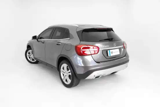 MERCEDES-BENZ-GLA 200-1.6 CGI ENDURO 16V TURBO FLEX 4P AUTOMÁTICO MERCEDES-BENZ-GLA 200-2016
