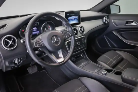 MERCEDES-BENZ-GLA 200-1.6 CGI ENDURO 16V TURBO FLEX 4P AUTOMÁTICO MERCEDES-BENZ-GLA 200-2016