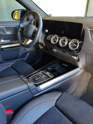 MERCEDES-BENZ-GLA 200-1.3 MHEV AMG LINE 7G-DCT MERCEDES-BENZ-GLA 200-2024