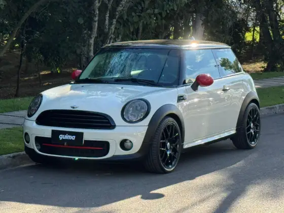 MINI COOPER 1.6 16V GASOLINA 2P AUTOMÁTICO