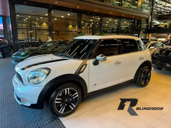 MINI COUNTRYMAN 1.6 S ALL4 4X4 16V 184CV TURBO GASOLINA 4P AUTOMÁTICO MINI COUNTRYMAN 1.6 S ALL4 4X4 16V 184CV TURBO GASOLINA 4P AUTOMÁTICO