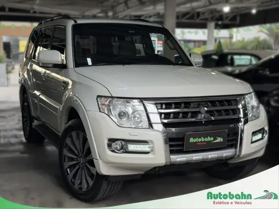MITSUBISHI PAJERO FULL 3.2 HPE 4X4 16V TURBO INTERCOOLER DIESEL 4P AUTOMÁTICO MITSUBISHI PAJERO FULL 3.2 HPE 4X4 16V TURBO INTERCOOLER DIESEL 4P AUTOMÁTICO