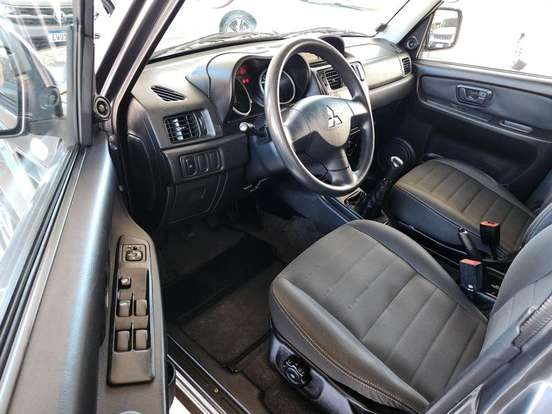 MITSUBISHI-PAJERO TR4-2.0 4X2 16V 140CV FLEX 4P MANUAL MITSUBISHI-PAJERO TR4-2014